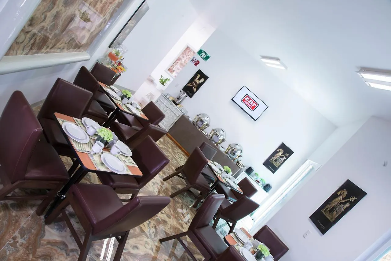 Hotel Zar ميريدا